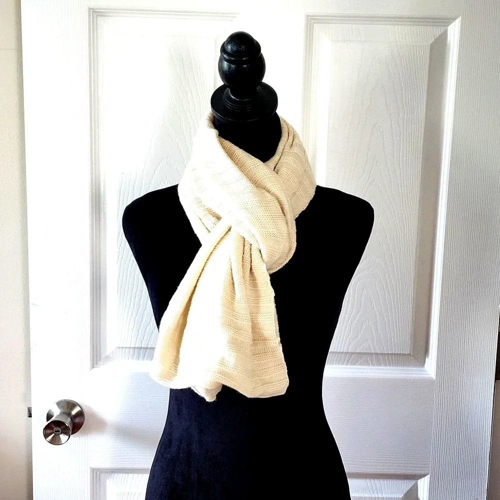 Ivory Infiinity Scarf 32 x 47
